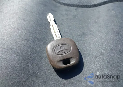 2010 Toyota Corolla S z USA, uszkodzony, nr VIN 2T1BU4EE0AC472098